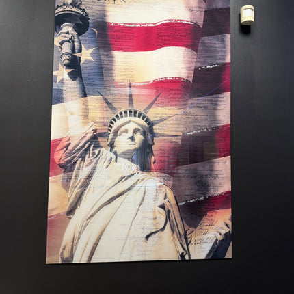 Statue of Liberty w/Flag 40x60
